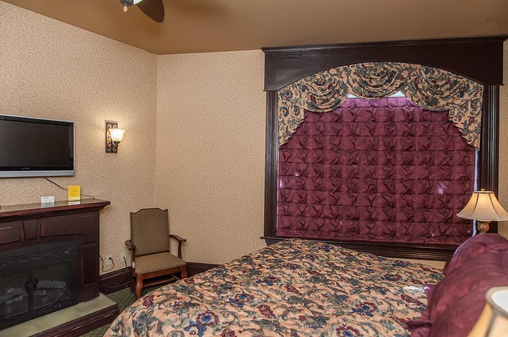 Hickok'S Hotel And Gaming Дедвуд Номер фото